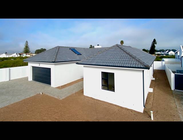 3 BEDROOM HOUSE FOR SALE IN ATLANTIC SANDS PRIVATE ESTATE